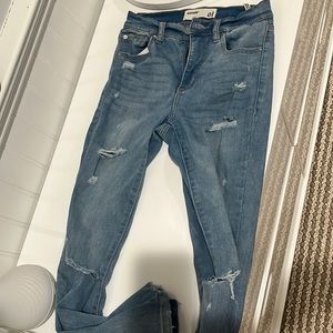 Garage jeans! Size 01 distressed jeans in perfect condition!